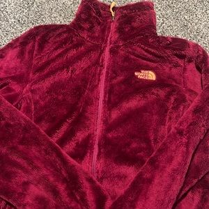 Women’s north face sweater